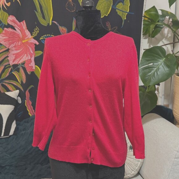 100% Cashmere Button-Down Cardigan Sweater, Red, Juniors XL, Circa 1990s - Picture 5 of 15
